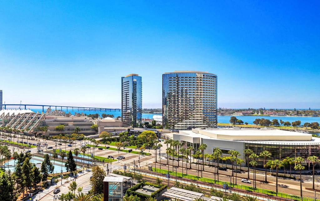 550 Front St 1101
