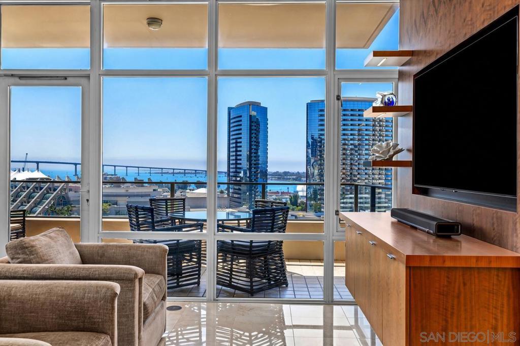 550 Front St 1101