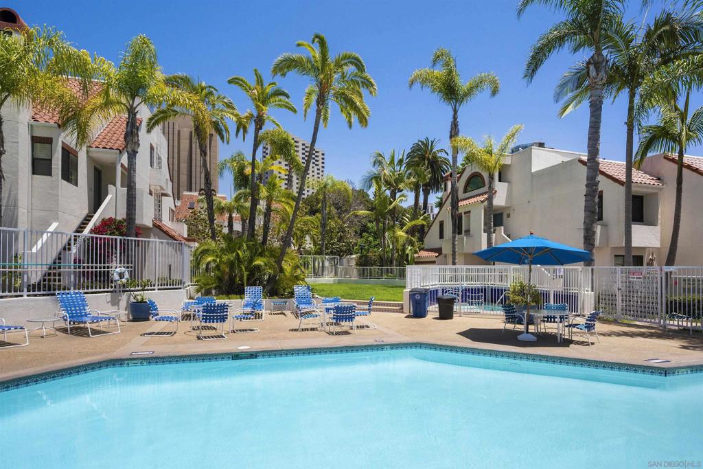 701 Kettner 103