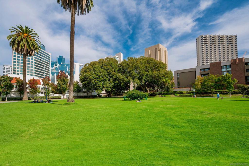 701 Kettner 103