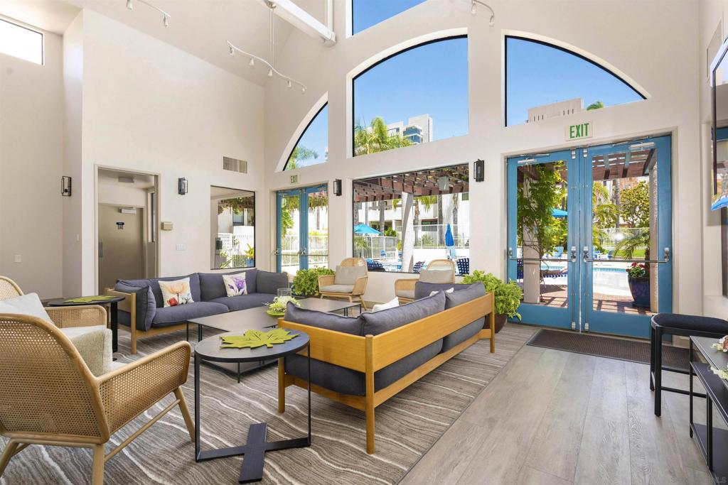 701 Kettner 103