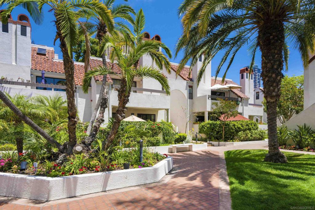 701 Kettner 103