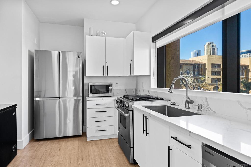 550 Front St 1101