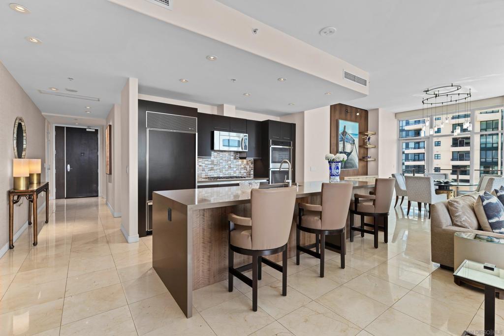 550 Front St 1101