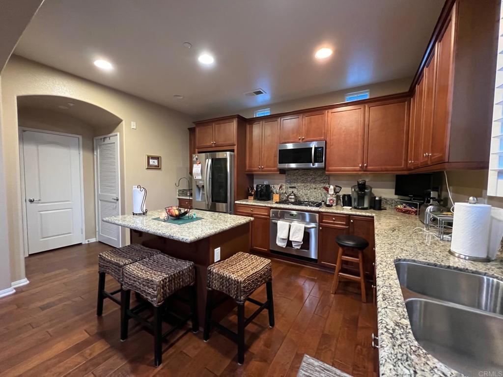 1626 Cliff Rose Drive Unit: 146