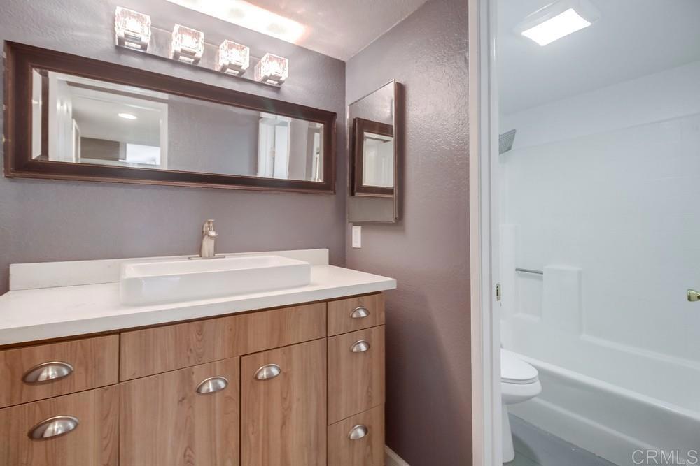 1824 Via Las Palmas 10