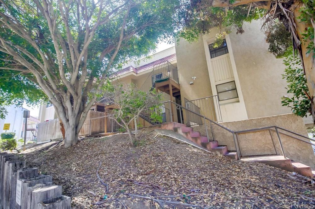 1824 Via Las Palmas 10