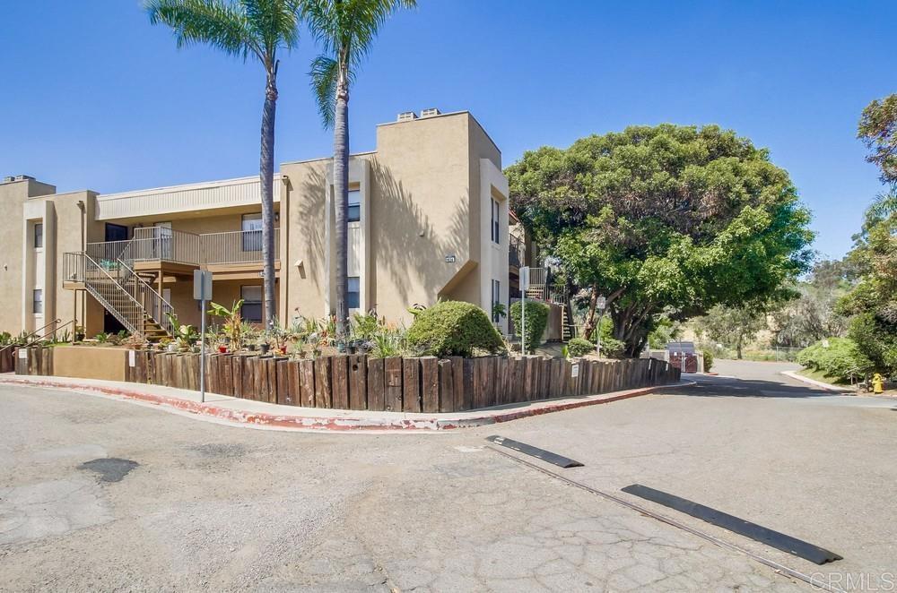 1824 Via Las Palmas 10