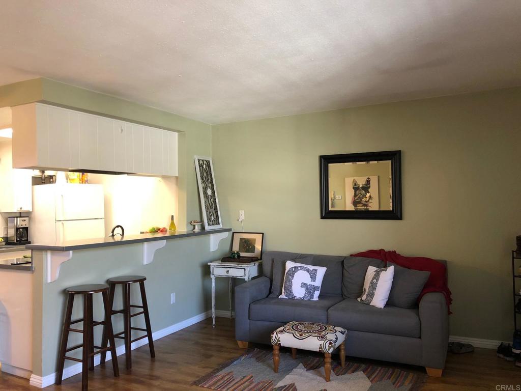 3922 Albatross Street 4