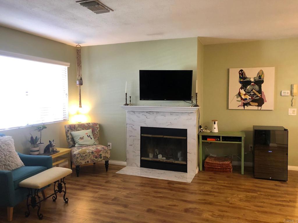 3922 Albatross Street 4