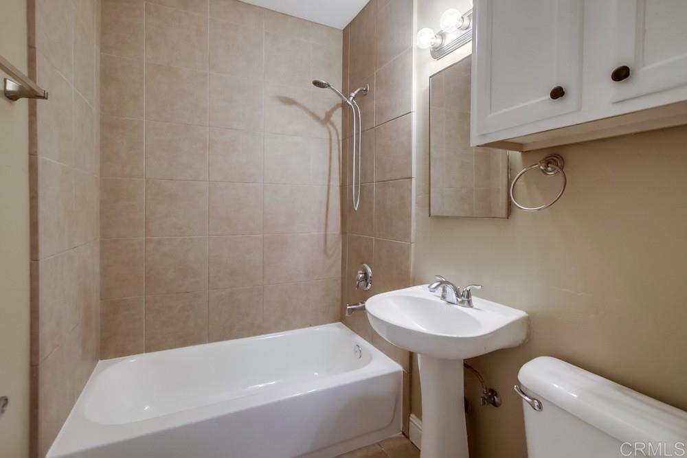 4175 Wabash Avenue 6