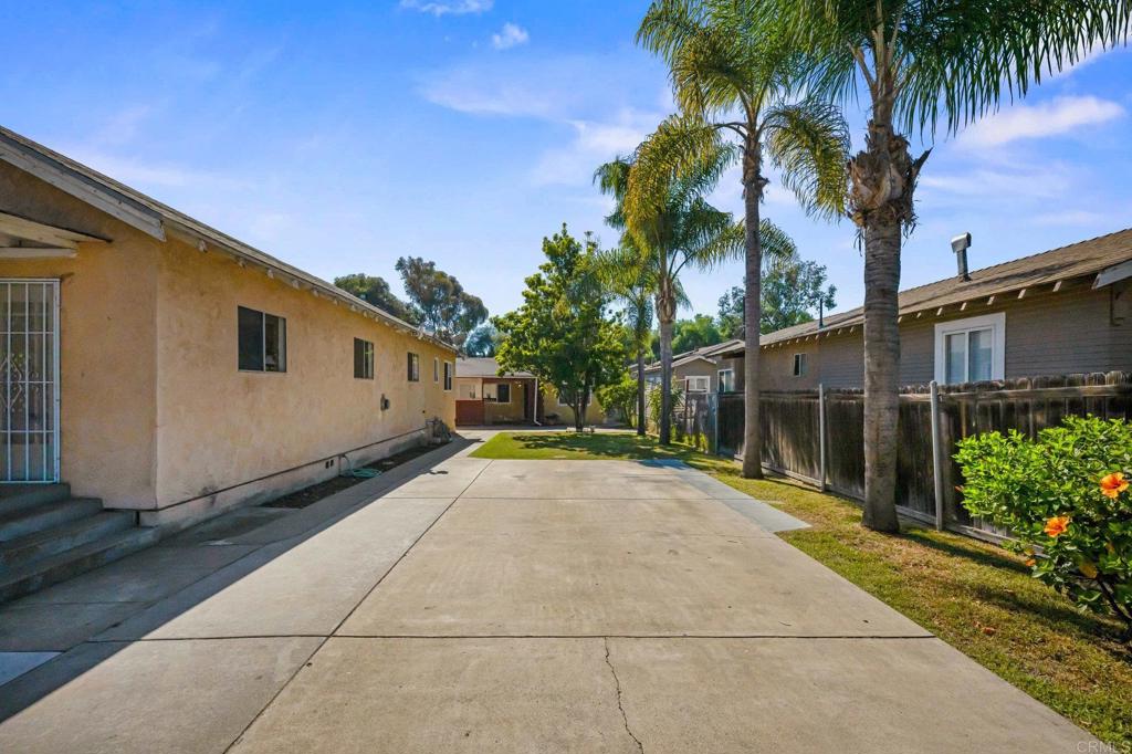 3813 15 Birch Street