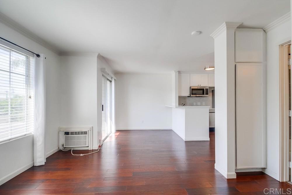 3950 Cleveland Avenue 215