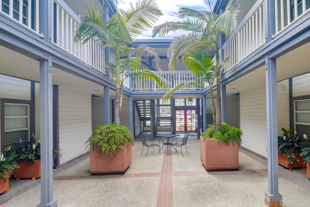 3950 Cleveland Avenue 215