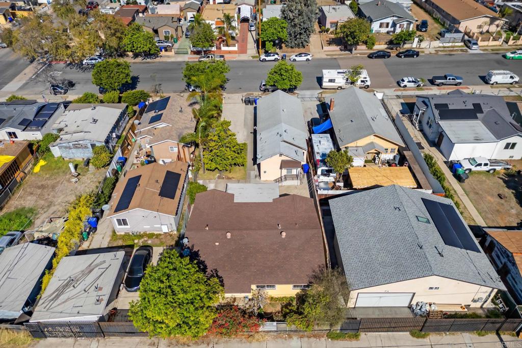 3813 15 Birch Street