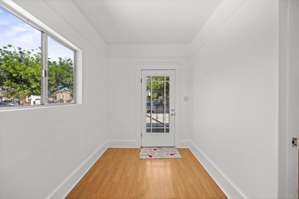 3813 15 Birch Street