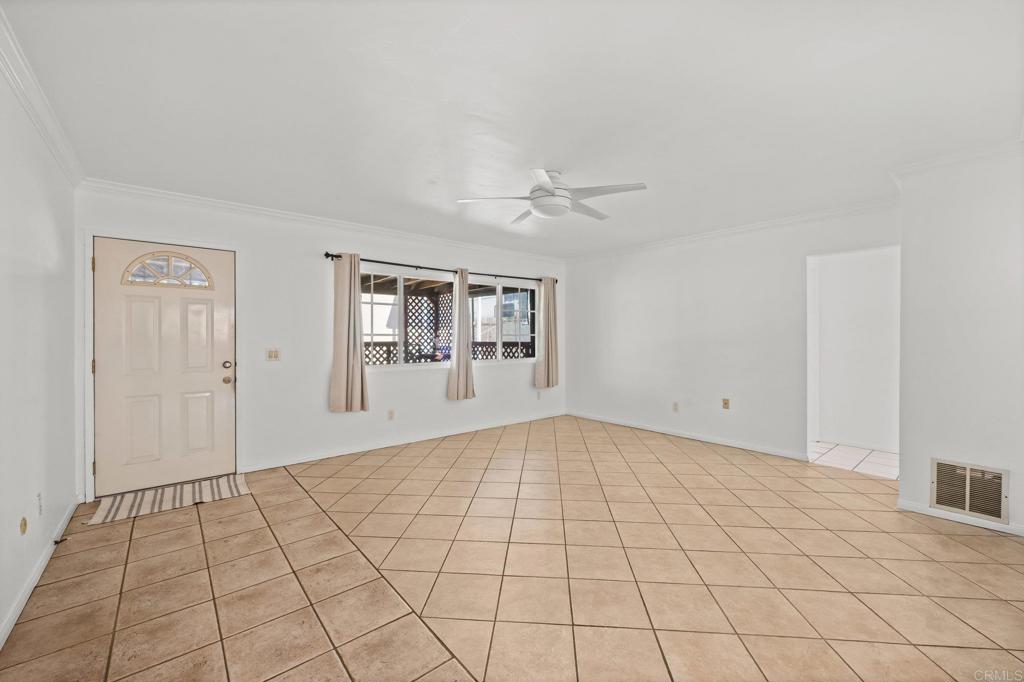 3813 15 Birch Street