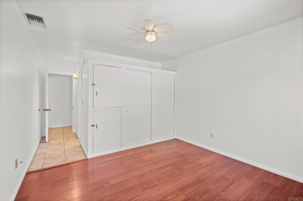 3813 15 Birch Street