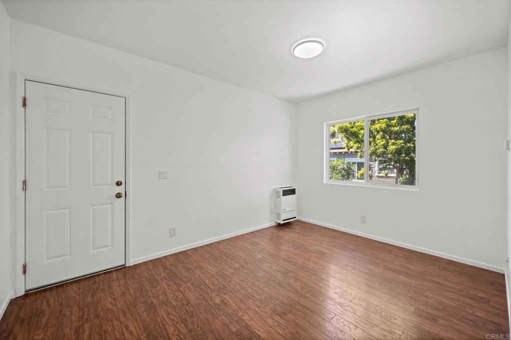 3813 15 Birch Street