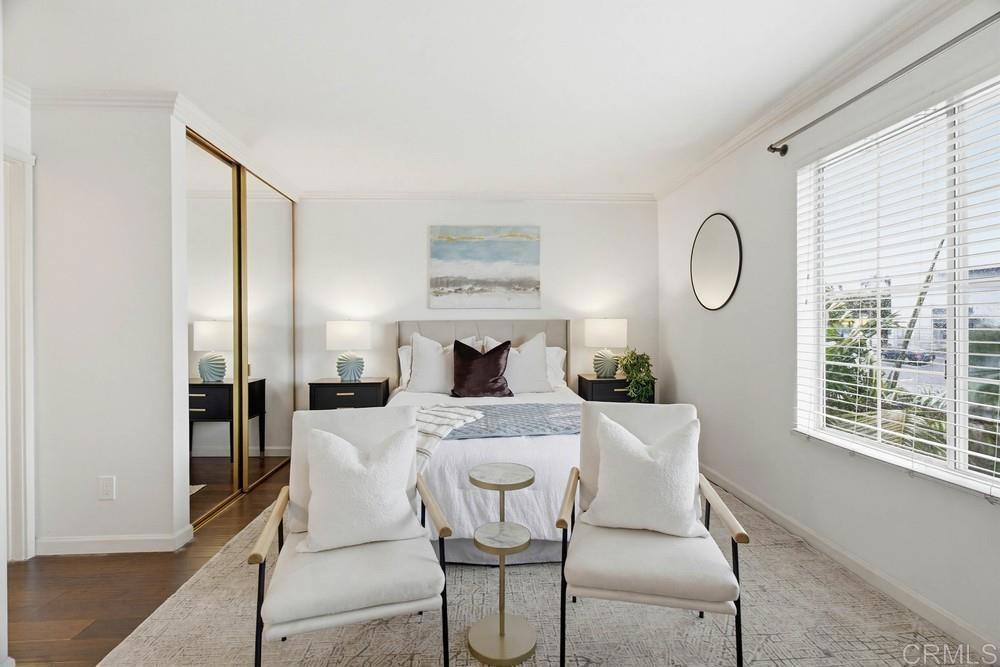 3950 Cleveland Avenue 215