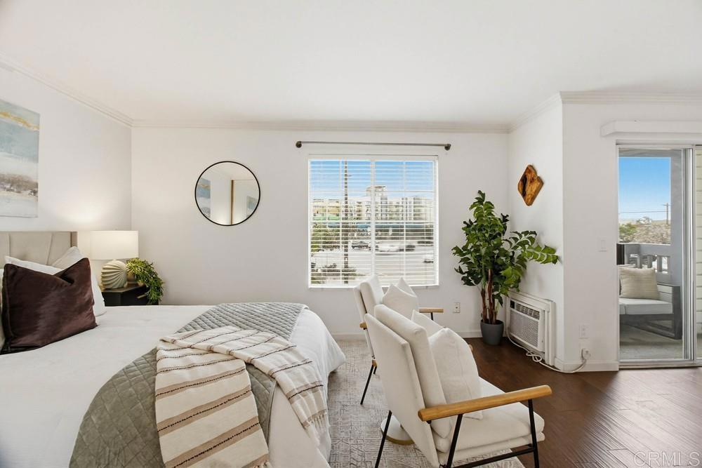 3950 Cleveland Avenue 215