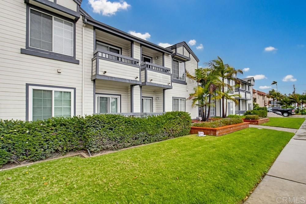 3950 Cleveland Avenue 215