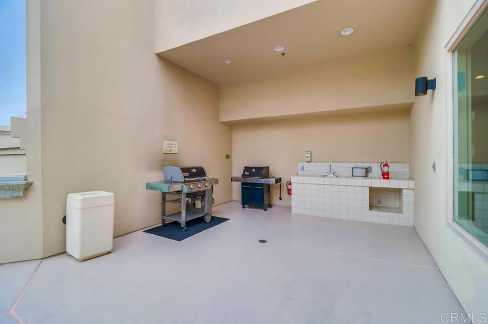 655 India Street 320