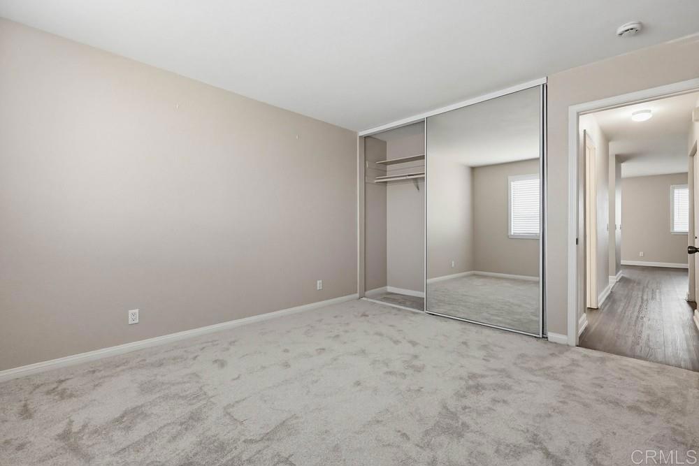 1025 Estes Street 14