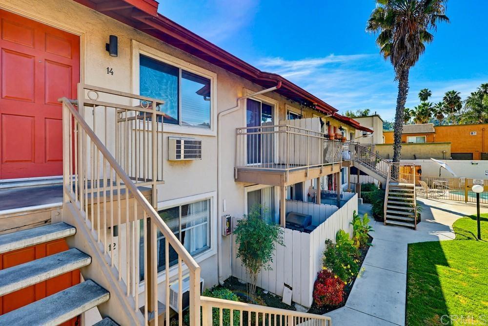 1025 Estes Street 14