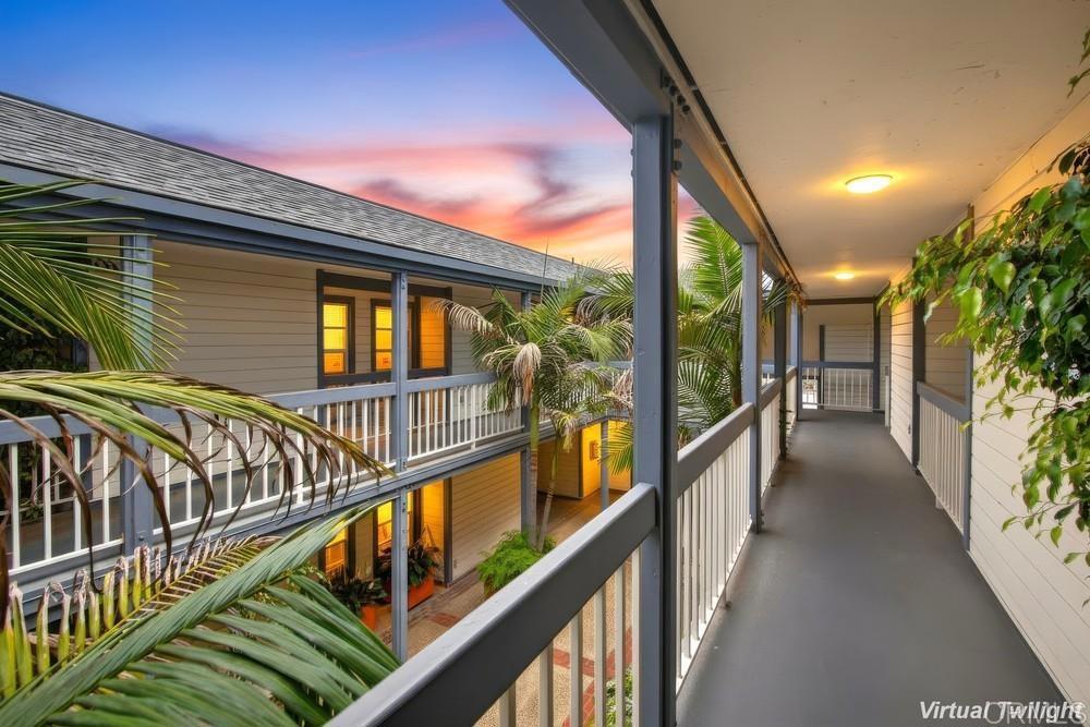 3950 Cleveland Avenue 211