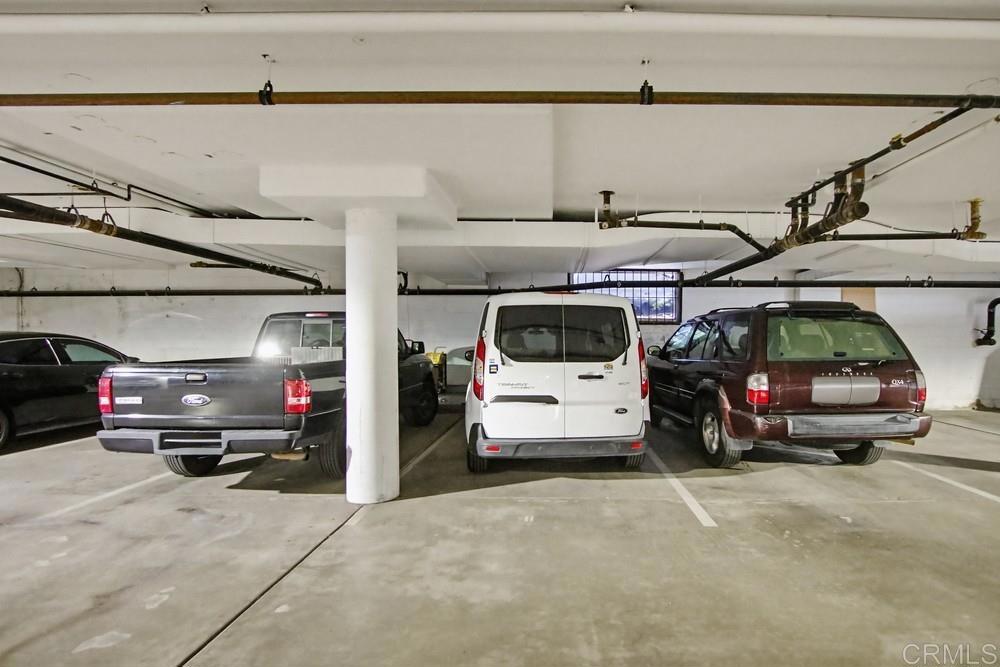 3950 Cleveland Avenue 211