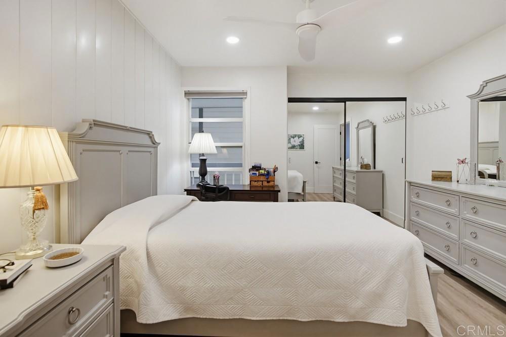 3950 Cleveland Avenue 211