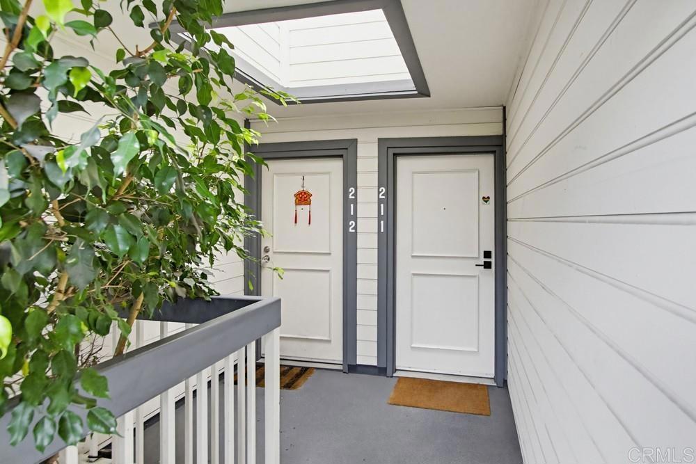 3950 Cleveland Avenue 211