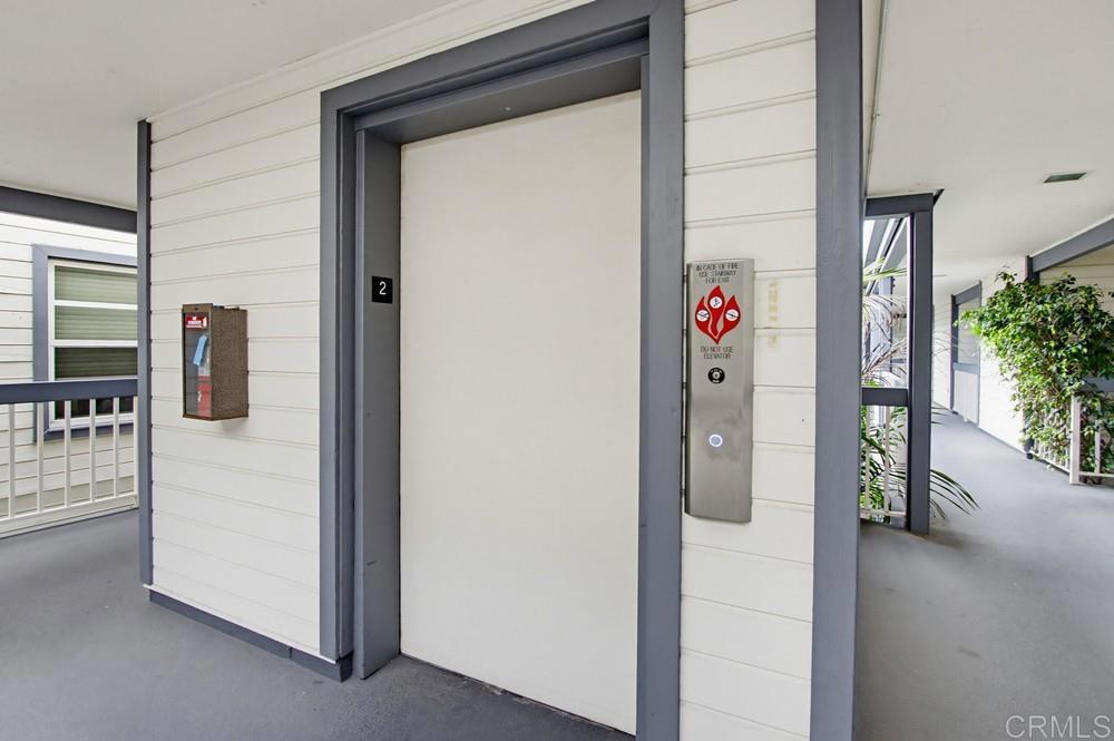 3950 Cleveland Avenue 211