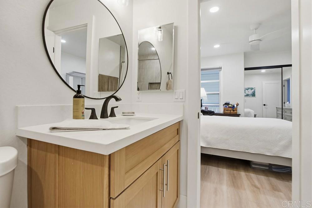 3950 Cleveland Avenue 211