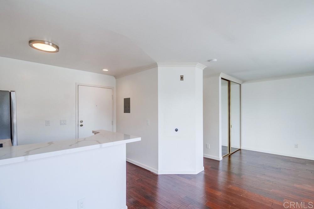 3950 Cleveland Avenue 215