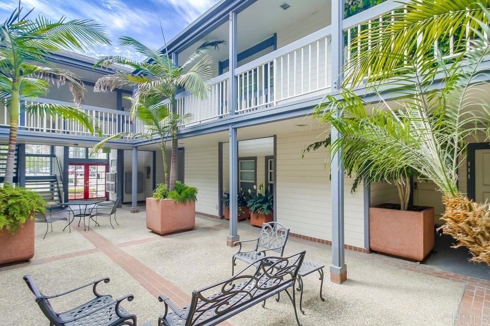 3950 Cleveland Avenue 215