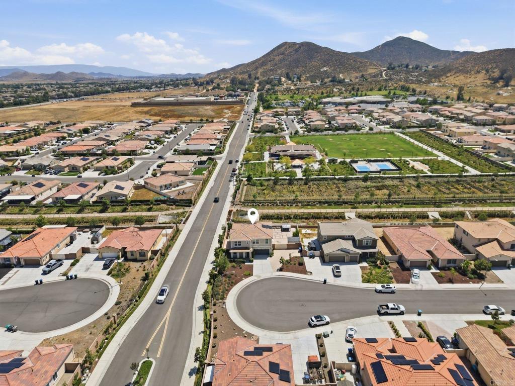 28863 Horsetail Circle