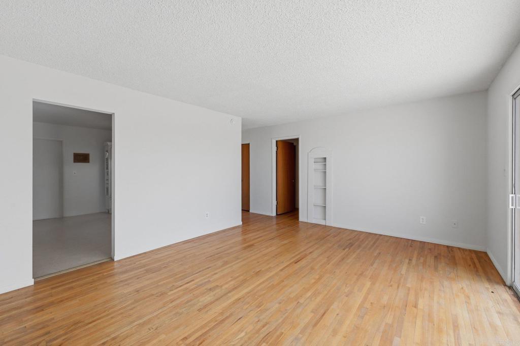 2642 Calle Quebrada
