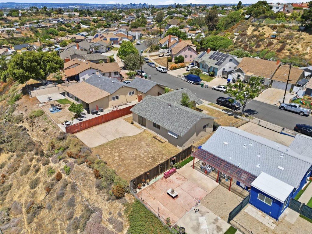 2642 Calle Quebrada