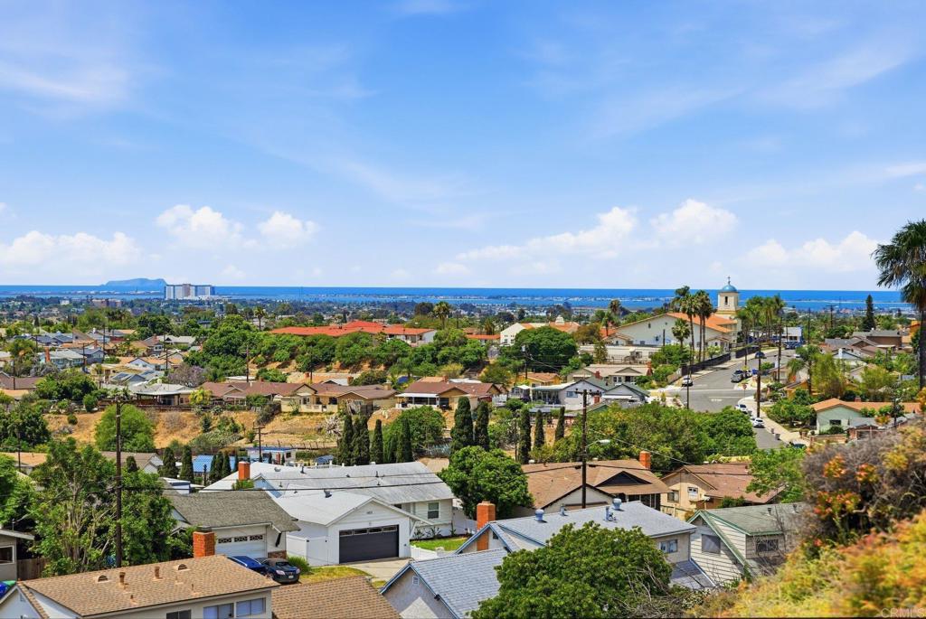 2642 Calle Quebrada