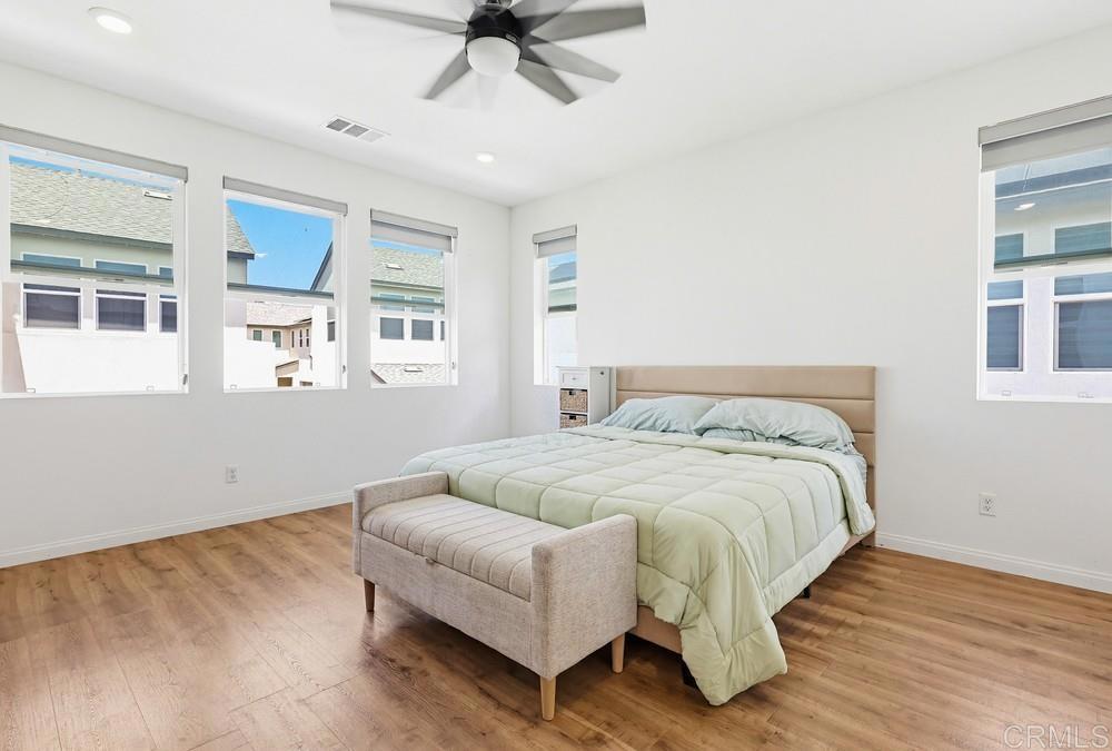 1664 Whitmore Loop