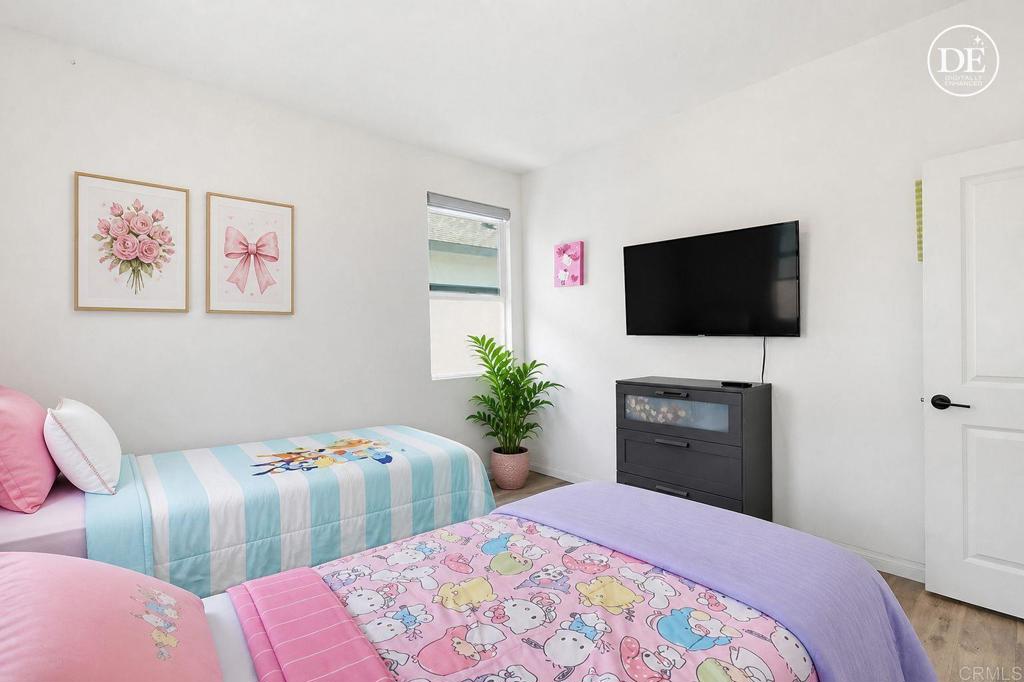 1664 Whitmore Loop
