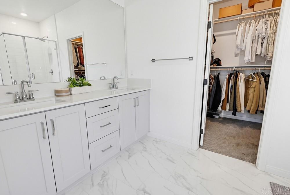 1664 Whitmore Loop
