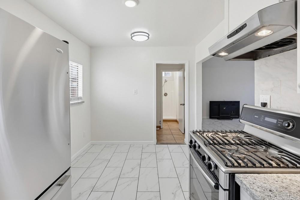 855 Jefferson Avenue