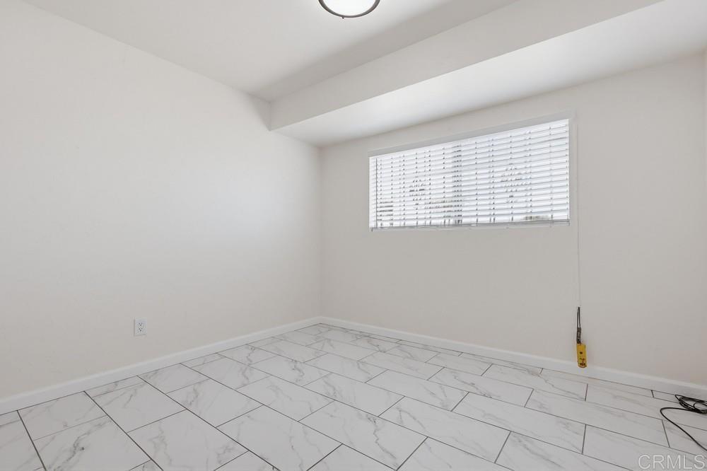 855 Jefferson Avenue