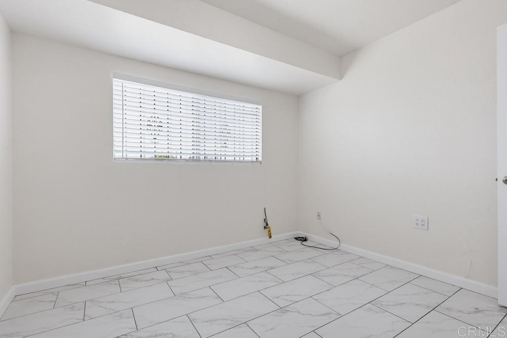 855 Jefferson Avenue
