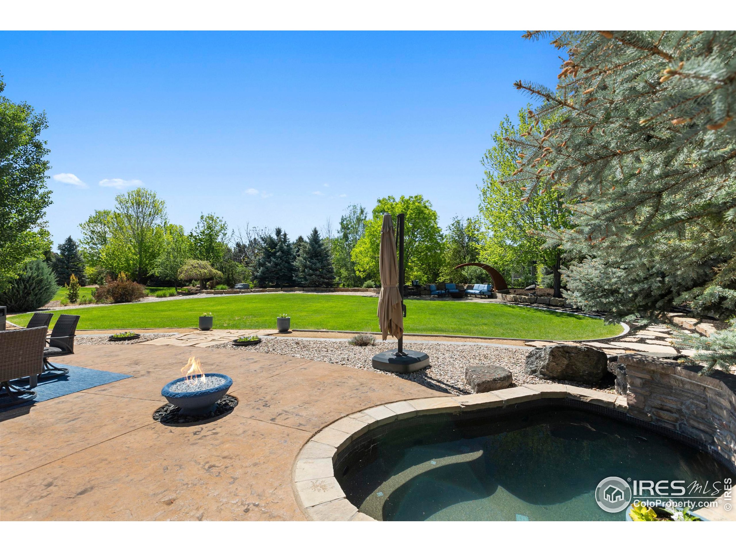 3609 Shallow Pond Dr