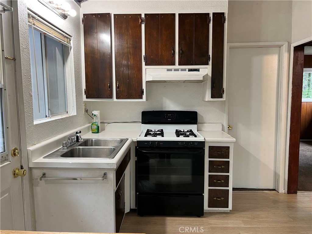 754 Seeley Flat aka Hwy 138 Road