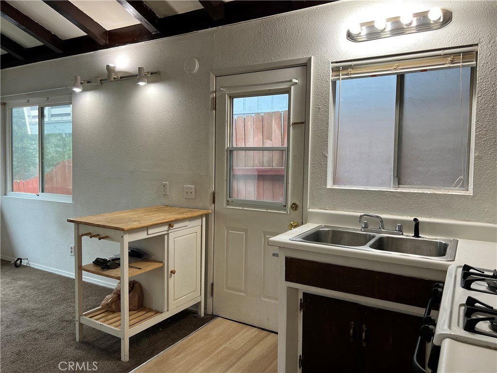 754 Seeley Flat aka Hwy 138 Road